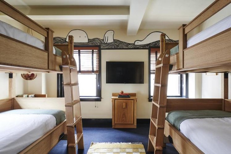 QUADRUPLE BUNK BED Room