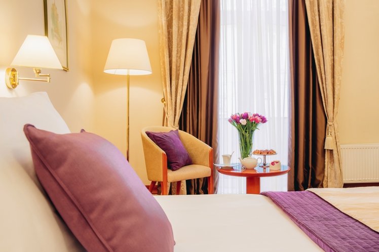 SINGLE DELUXE Room