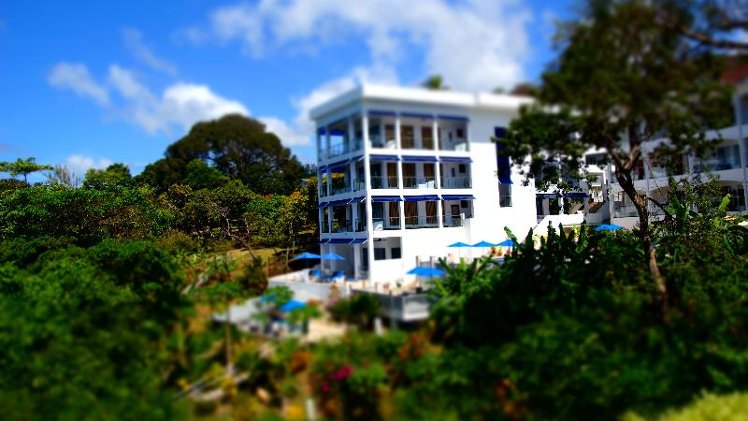 SUITE POOL VIEW Room