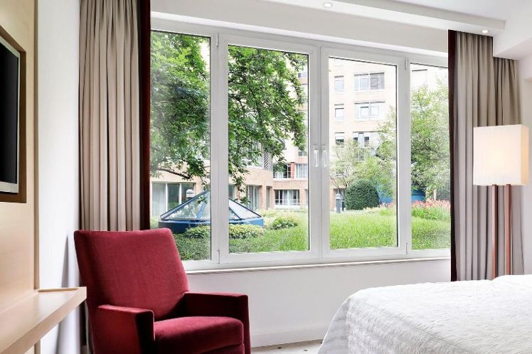 DOUBLE SUPERIOR KING BED Room