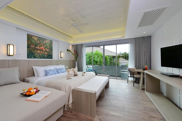 DOUBLE SUPERIOR Room