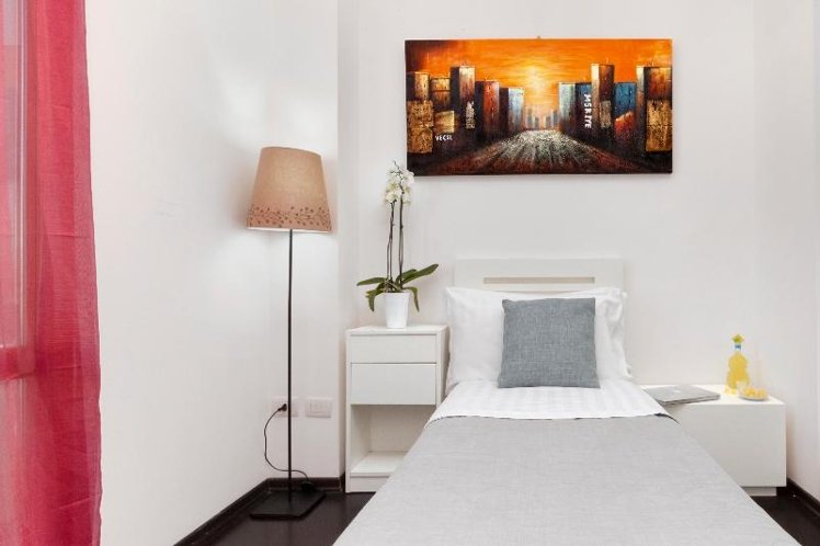 SINGLE STANDARD Room