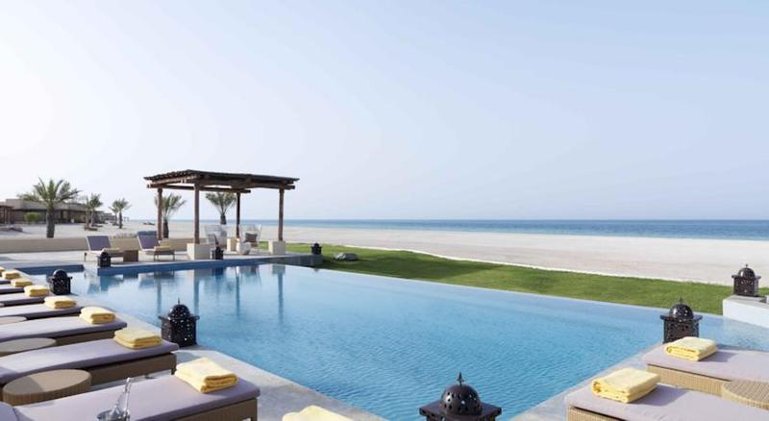VILLA POOL VIEW ONE BEDROOM Room