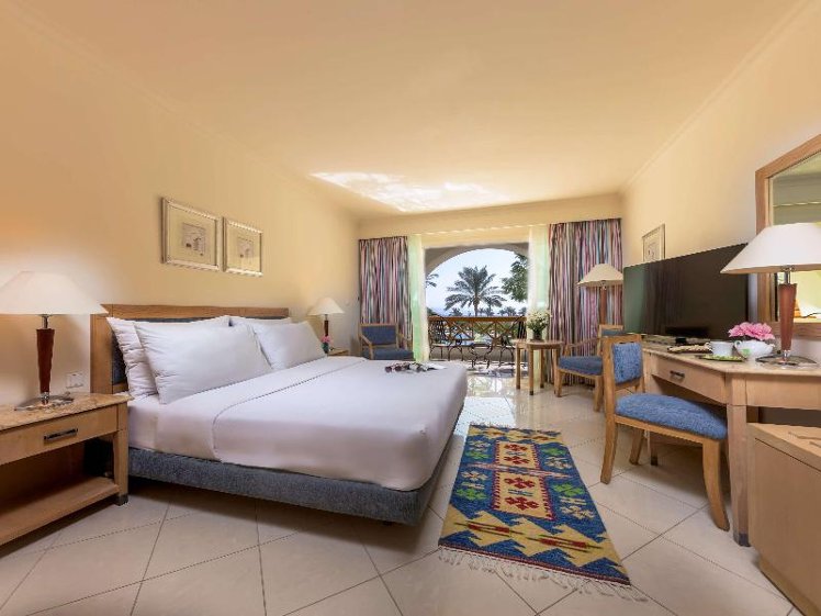 Room CLASSIC POOL VIEW Room