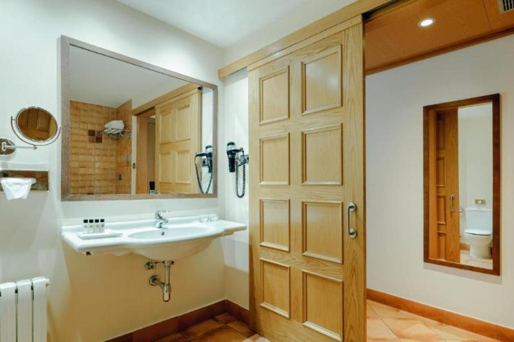 DOUBLE CLASSIC Room