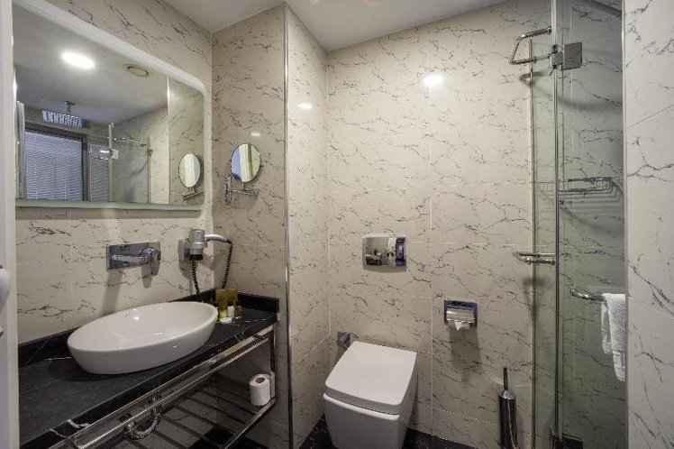 TRIPLE STANDARD Room