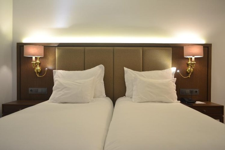 SINGLE STANDARD Room