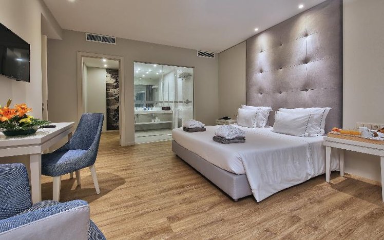 SUITE CLASSIC Room