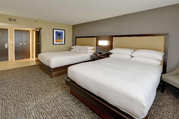 DOUBLE TWO QUEEN BEDS Room