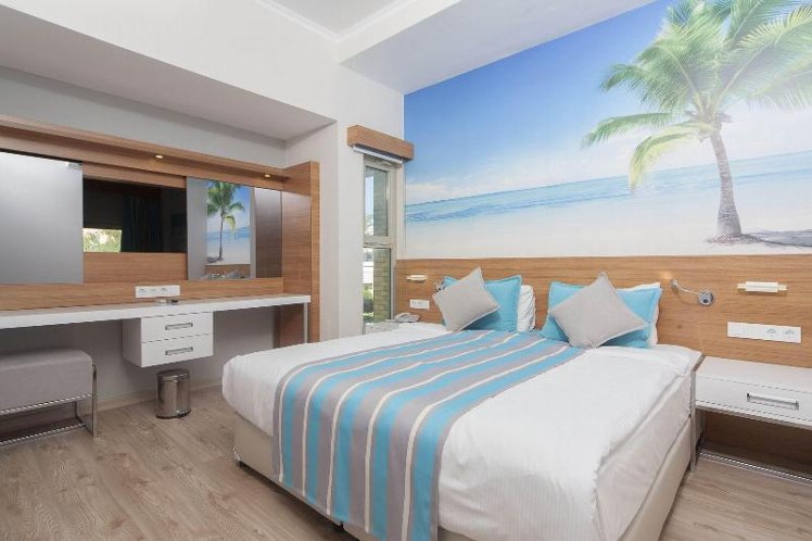 SUITE WITH JACUZZI Room