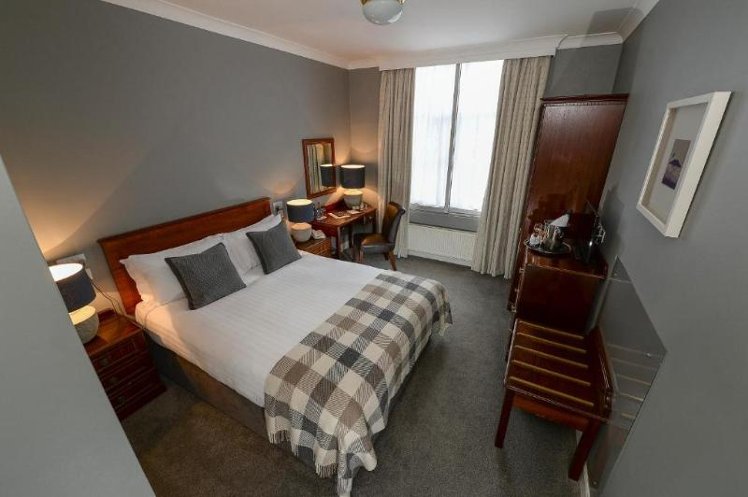 DOUBLE CLASSIC Room