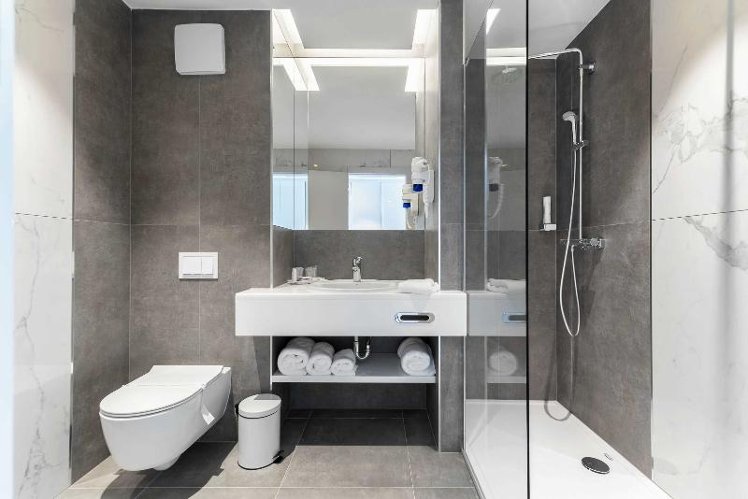 DOUBLE CLASSIC WITH BALCONY Room