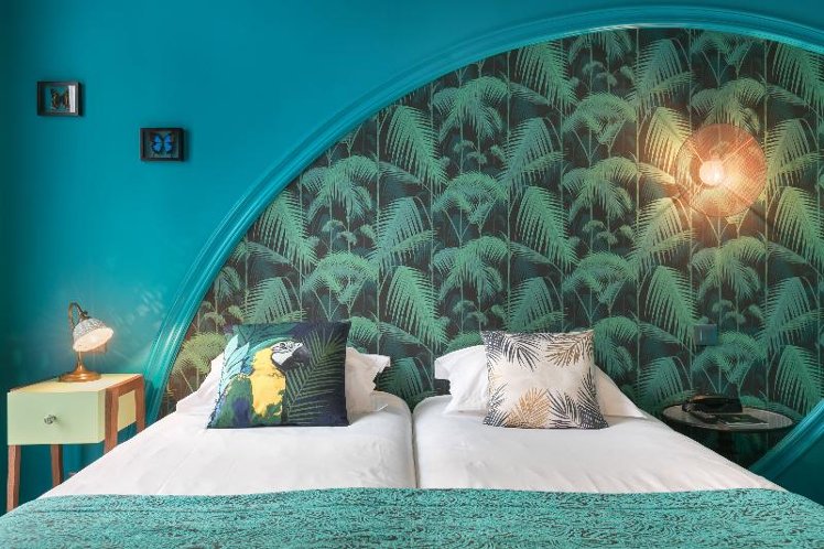 DOUBLE STANDARD Room