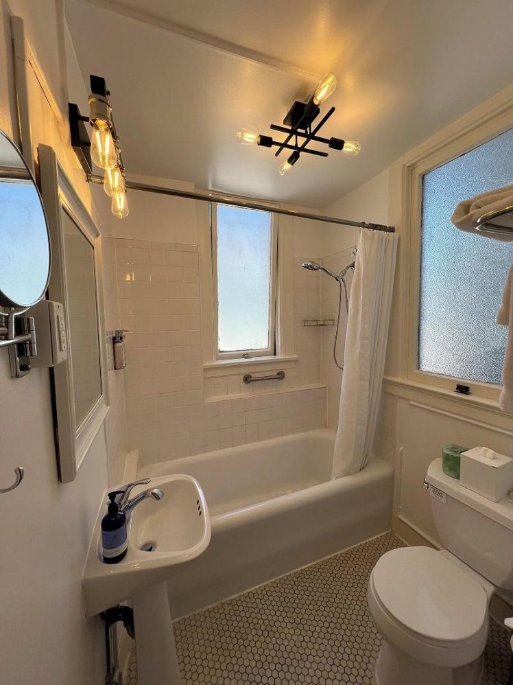 TWIN SUPERIOR Room