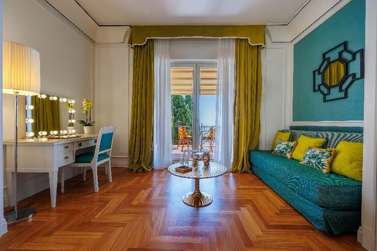 JUNIOR SUITE WITH TERRACE Room