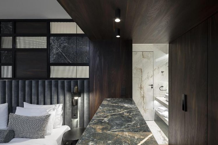 SUITE KING BED WITH JACUZZI Room
