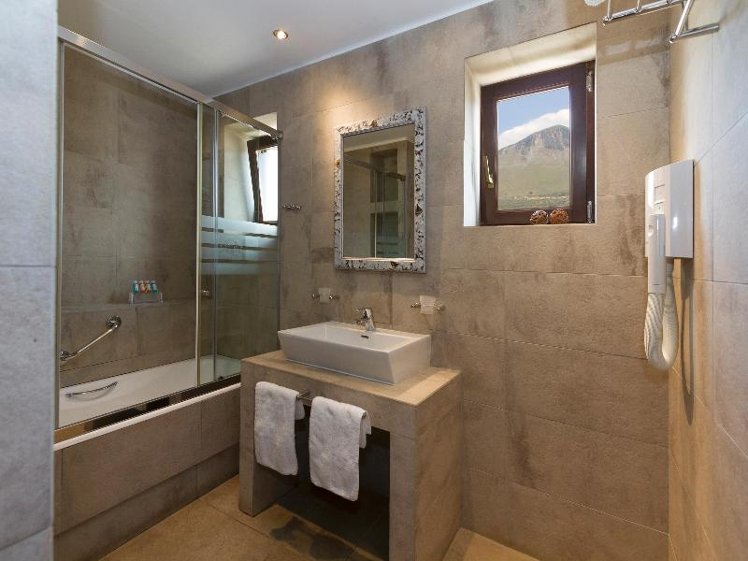 SUITE SEA VIEW Room