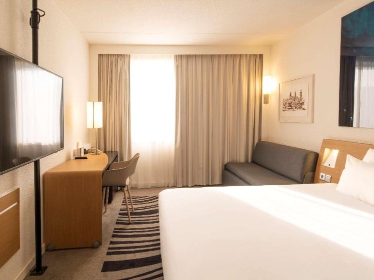 DOUBLE STANDARD Room