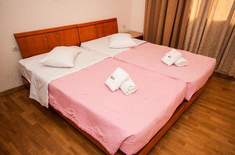 QUADRUPLE STANDARD Room