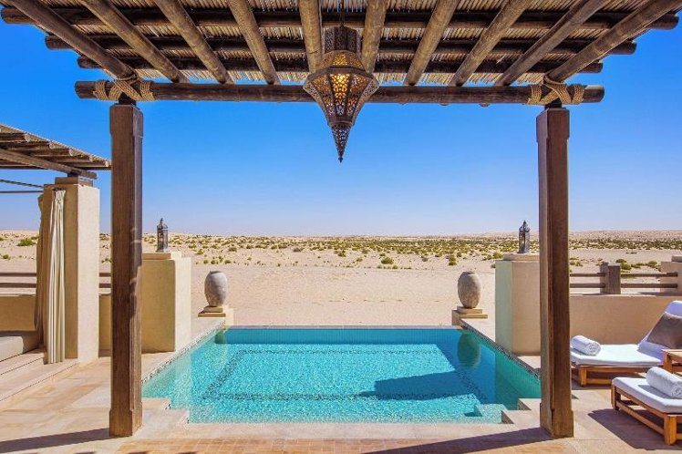 VILLA WITH VIEWS Room