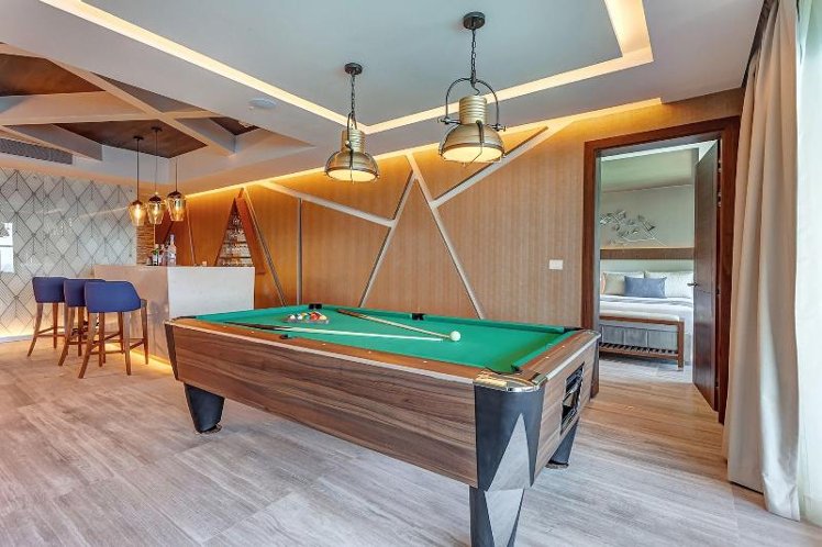 SUITE LUXURY Room