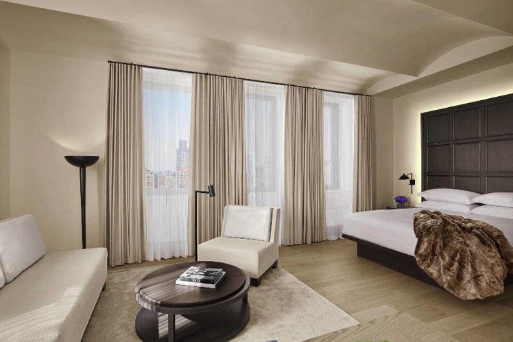 SUITE CITY VIEW KING BED Room