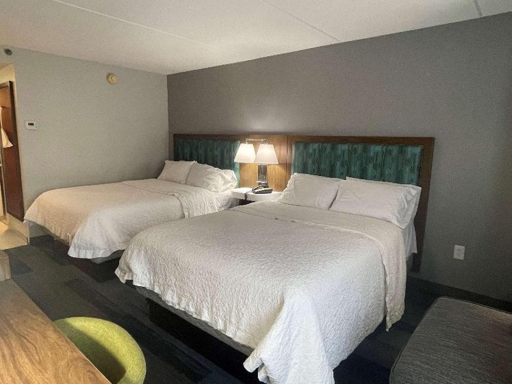 DOUBLE TWO QUEEN BEDS Room