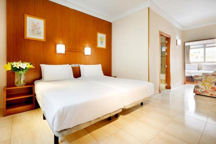 DOUBLE SINGLE USE STANDARD Room
