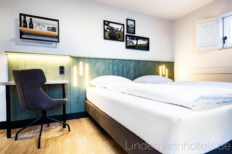 TWIN STANDARD Room