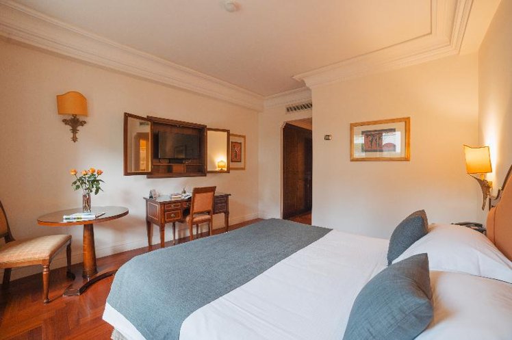 DOUBLE CLASSIC Room