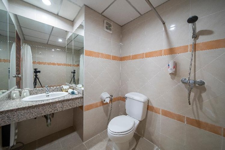 DOUBLE STANDARD Room