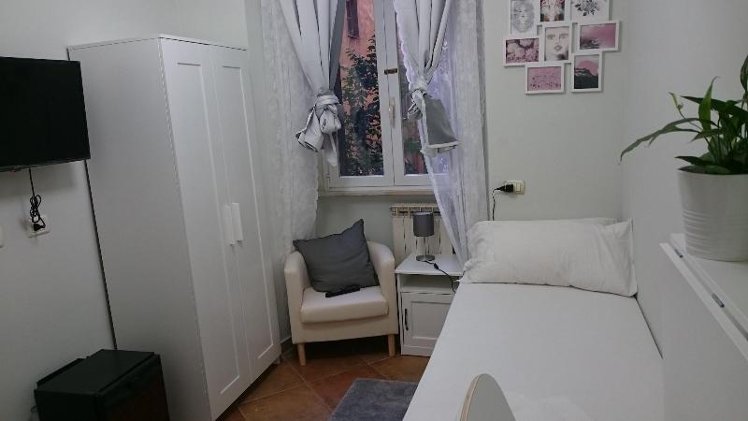 SINGLE STANDARD Room