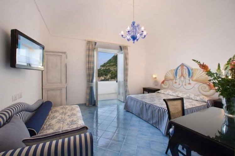SUITE OCEAN VIEW KING BED Room
