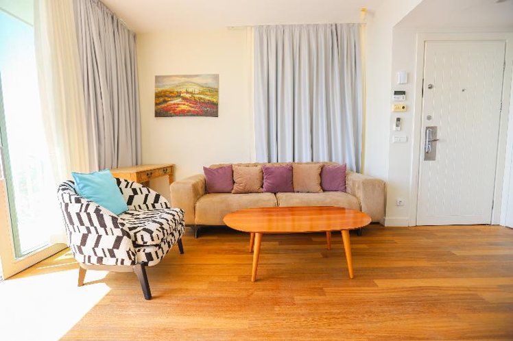 APARTMENT FOUR BEDROOMS ONE BATHROOM Room