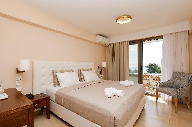 Double or Twin SUPERIOR SIDE SEA VIEW Room