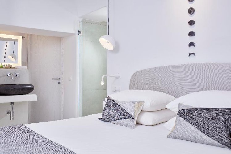 DOUBLE SUPERIOR Room