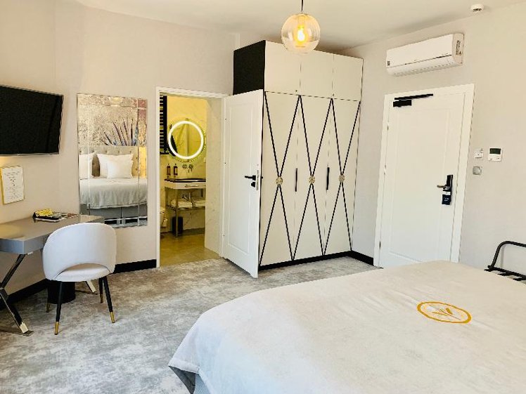 DOUBLE STANDARD Room