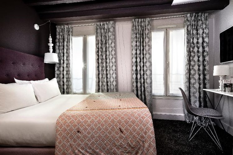 DOUBLE CLASSIC Room