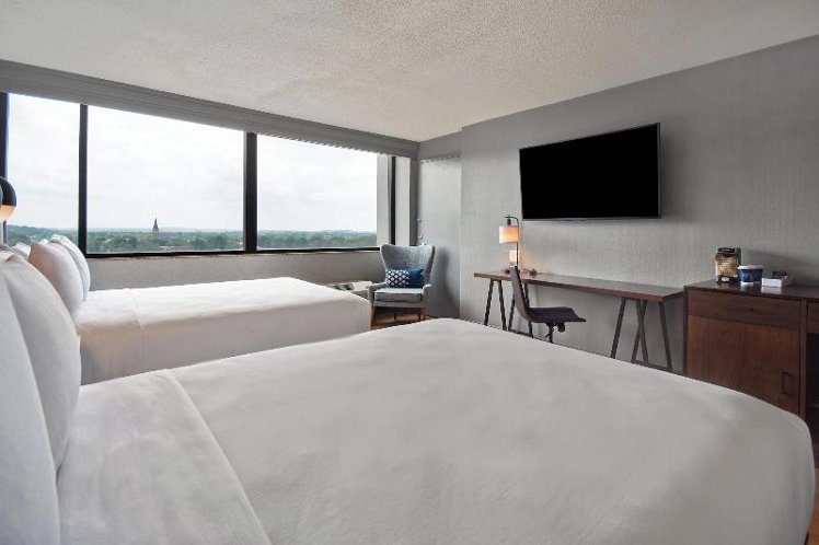 DOUBLE TWO QUEEN BEDS NON SMOKING Room