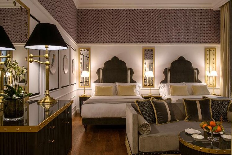 SUITE TWO QUEEN BEDS Room