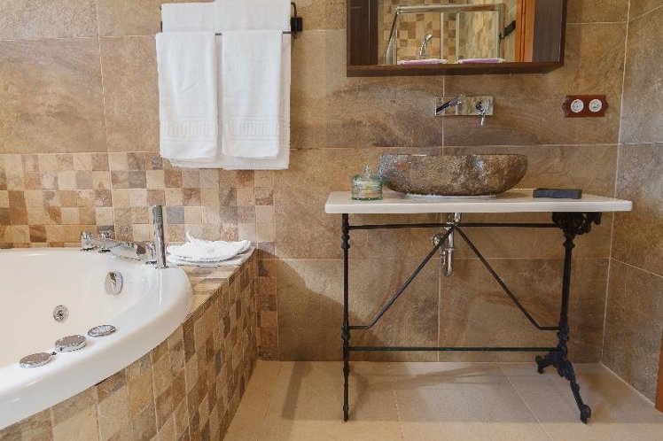 SUITE WITH JACUZZI Room