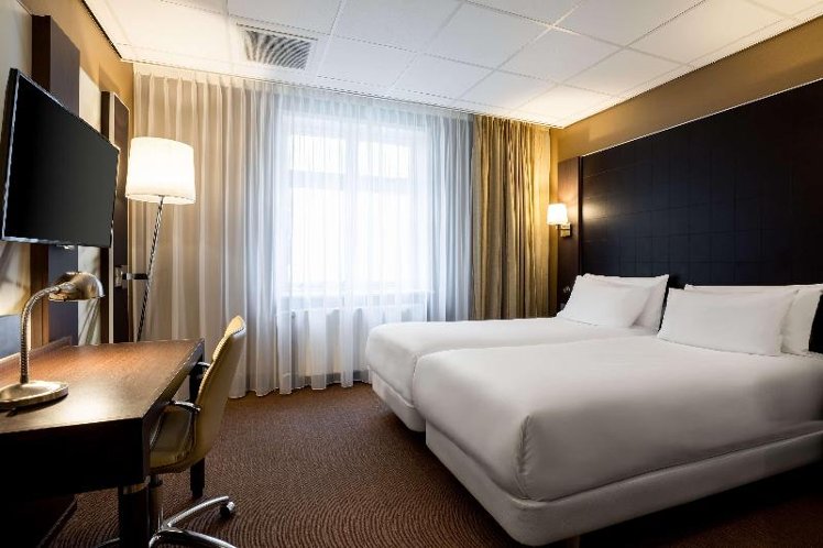DOUBLE STANDARD Room