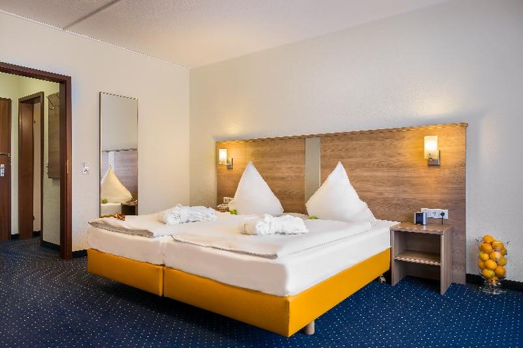 DOUBLE SUPERIOR Room
