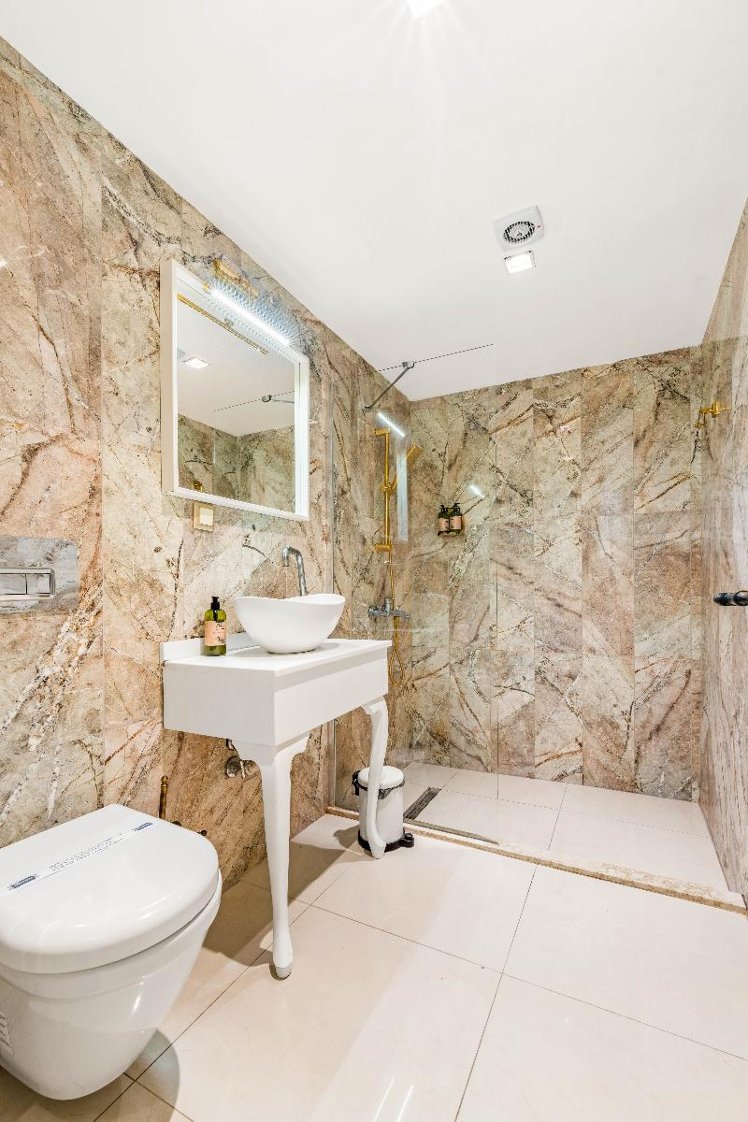 DOUBLE SINGLE USE STANDARD Room