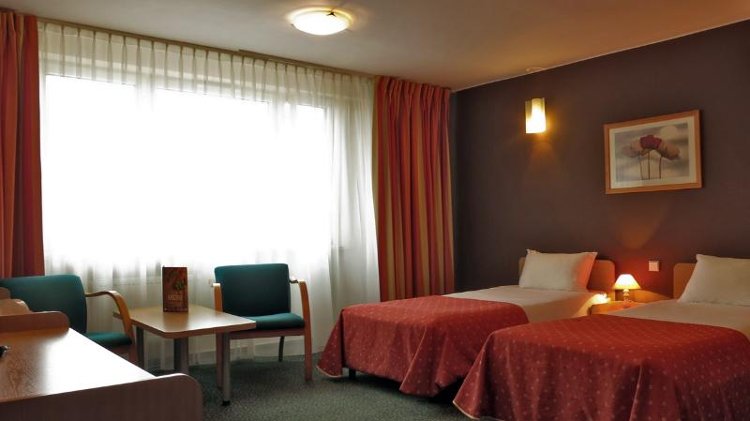 TWIN STANDARD Room