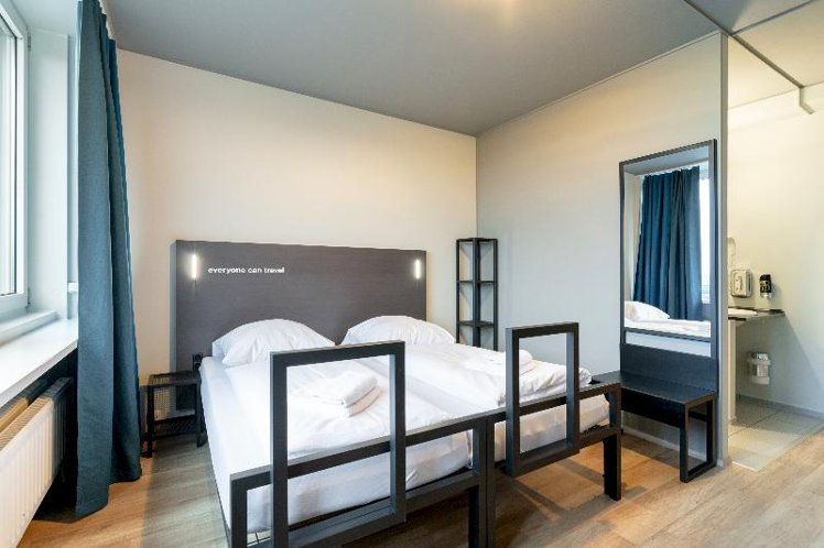 TWIN STANDARD Room