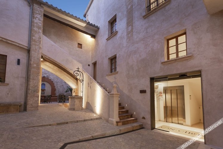 Hotel Can Cirera