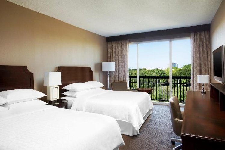 DOUBLE TWO QUEEN BEDS Room