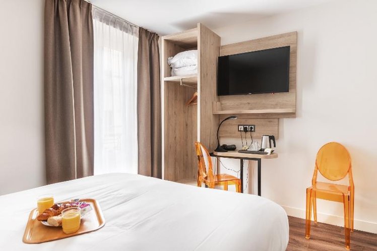 DOUBLE SUPERIOR Room
