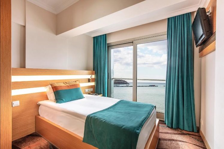 DOUBLE SINGLE USE LAND VIEW Room